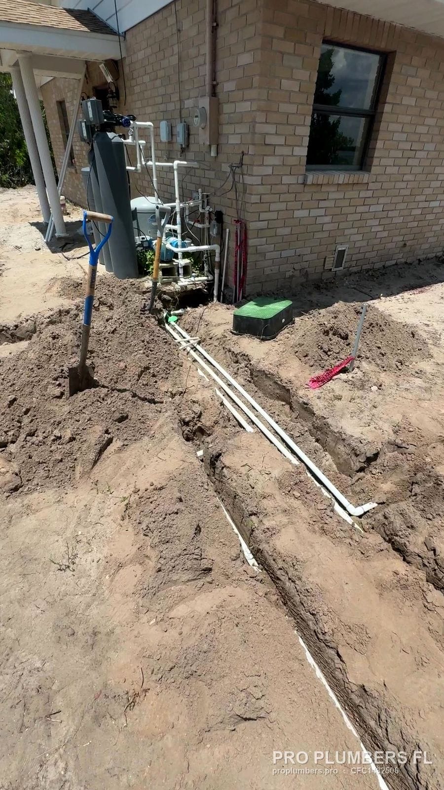 Irrigation trench with PVC laterals running from the pump station along the house in Ruskin, Florida by PRO PLUMBERS FL, LLC (licence CFC1432506)