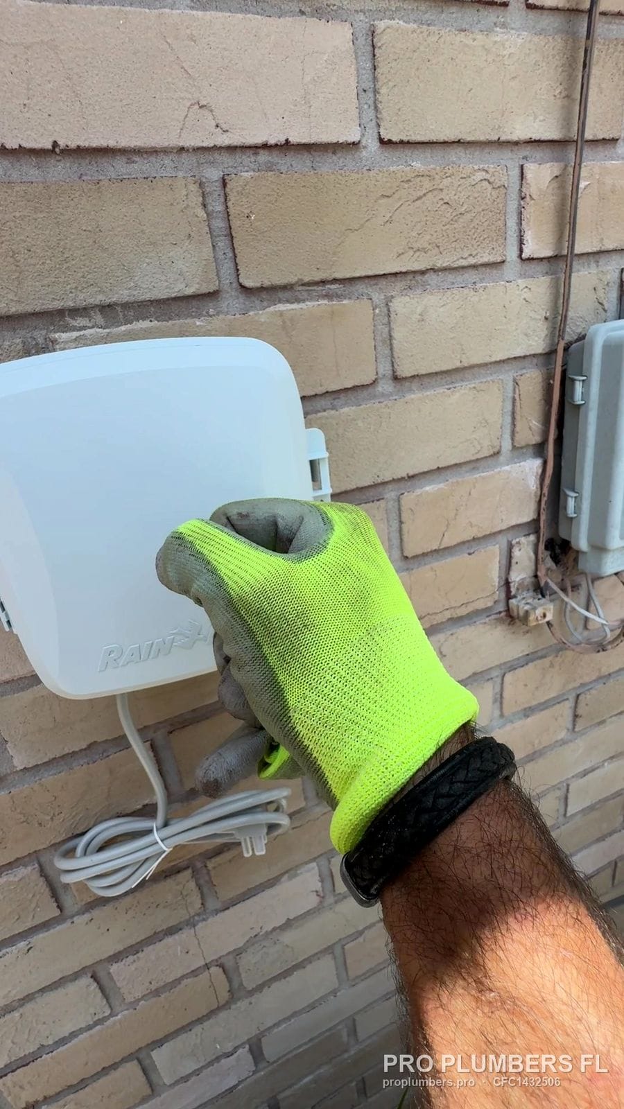 New irrigation controller mounted on a brick wall in Ruskin, Florida by PRO PLUMBERS FL, LLC (licence CFC1432506)