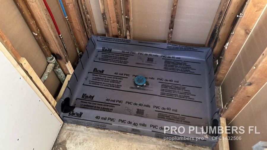Shower pan liner drain and pre-formed corners at the curb in South Pasadena, Florida by PRO PLUMBERS FL, LLC (licence CFC1432506)